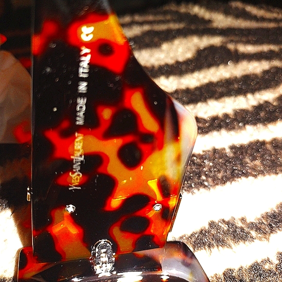 designer logo frames - Picture 6 of 11